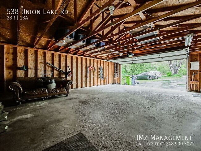 Building Photo - 538 Union Lake Rd