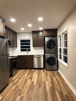 Building Photo - 251 Marion Dr