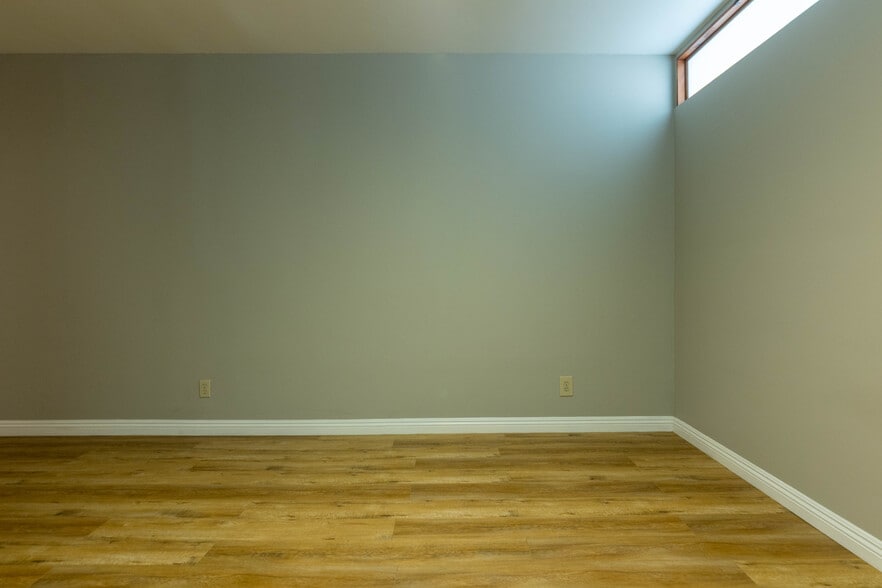 Building Photo - 5125 Harold Way