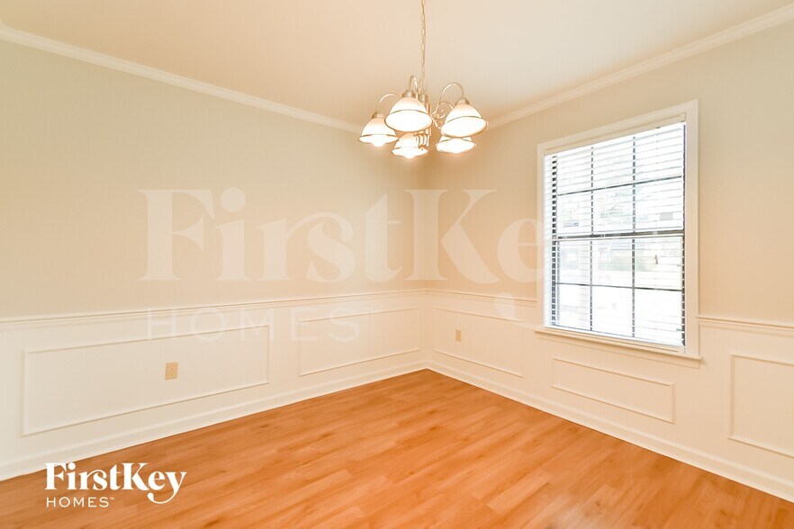 Building Photo - 7357 Doncaster Ln