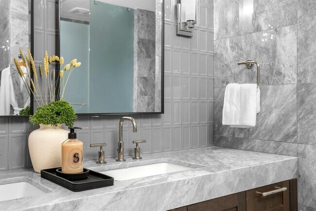 Building Photo - 3101 Bayshore Blvd