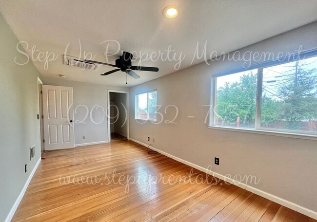 Building Photo - 816 Oneida St