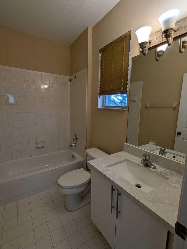 Building Photo - 5162 White Oleander