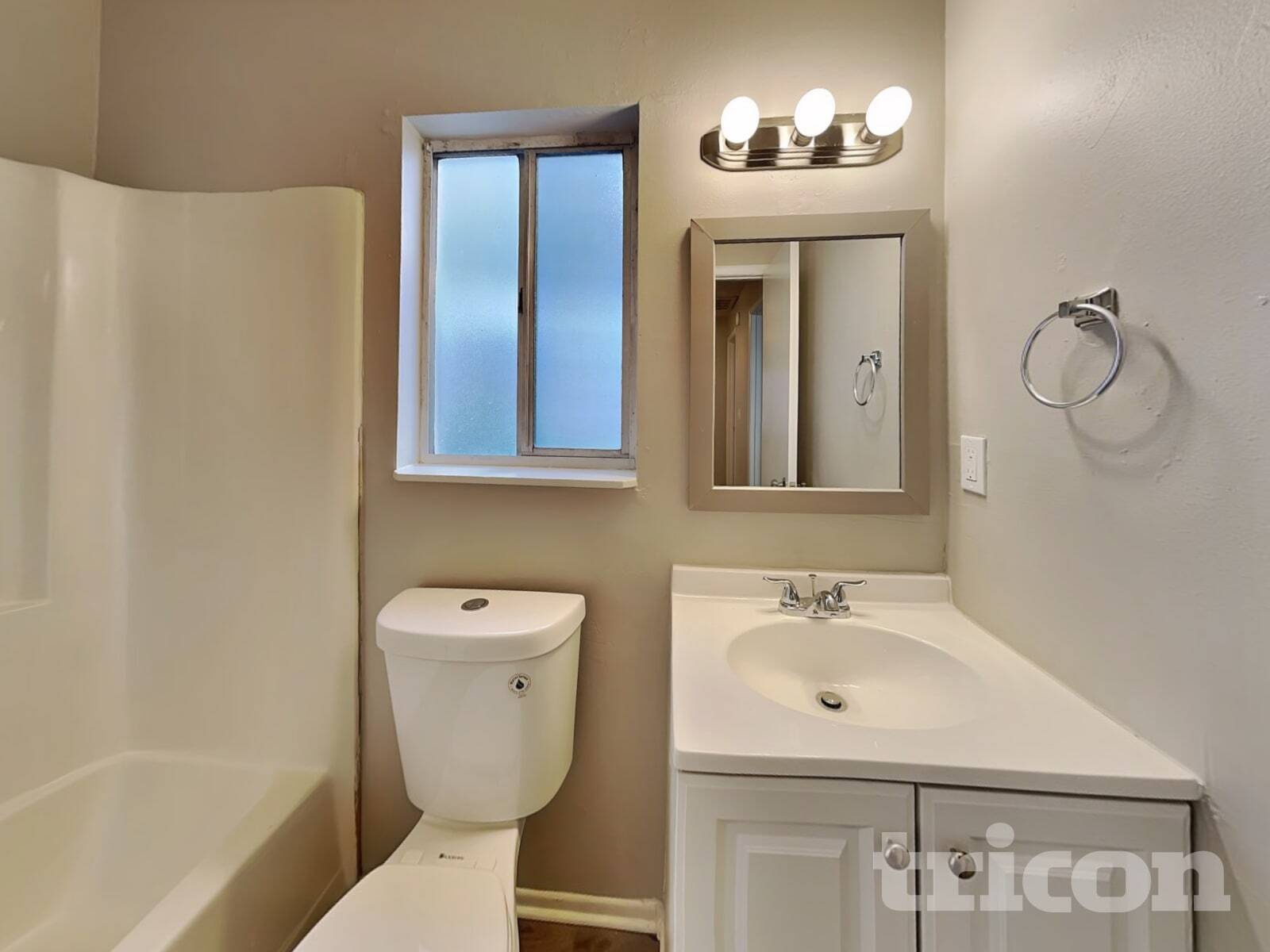 Building Photo - 1455 Marigold Dr