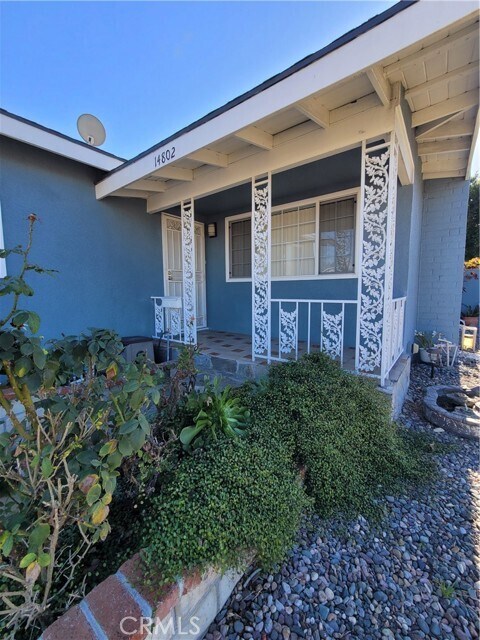 Building Photo - 14802 Fernview St