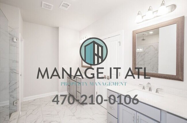 Building Photo - Beautiful 4 bedroom house - Peeachtree Rid...