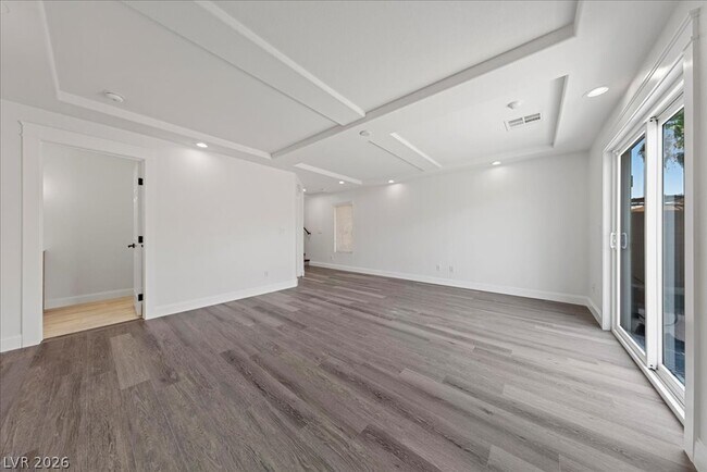 Building Photo - 6050 Belvedere Canyon Ave