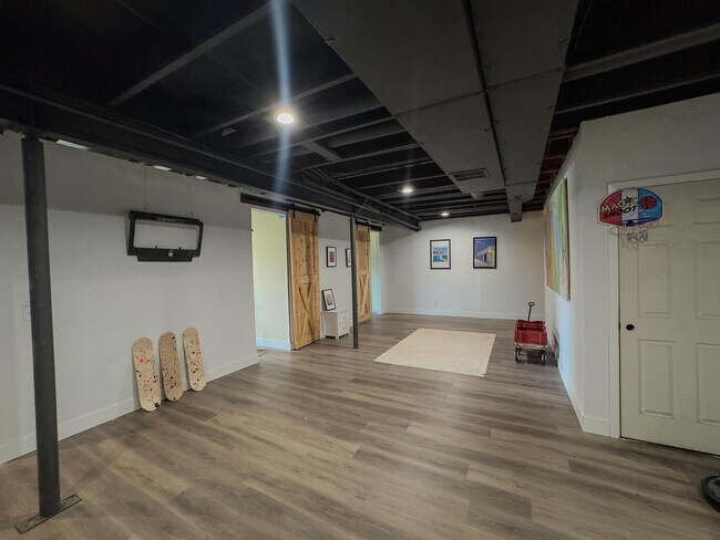 Building Photo - 12660 Enclave Scenic Dr