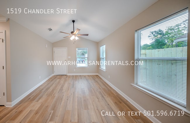 Building Photo - 1519 Chandler St