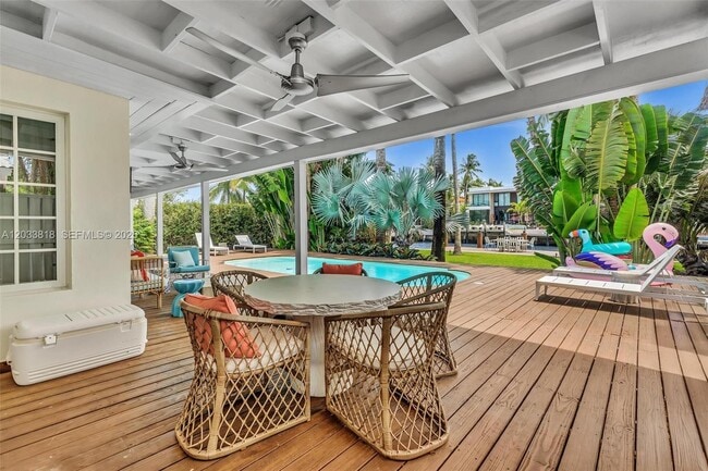 Building Photo - 924 Belle Meade Island Dr