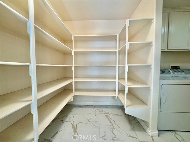 Building Photo - 16612 China Berry Ct