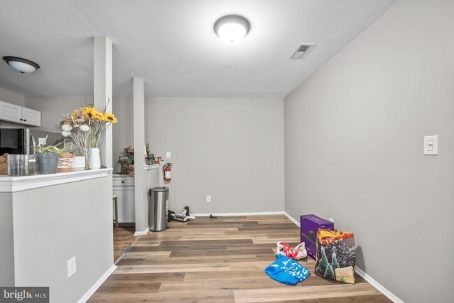 Building Photo - 603 Quail Rd