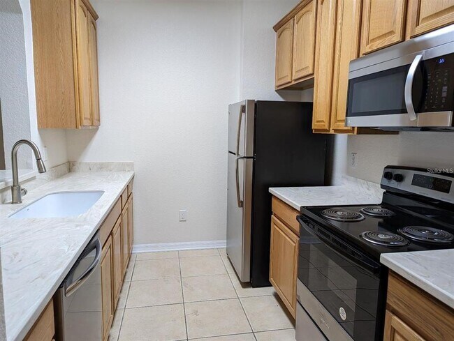 Building Photo - 1355 Venezia Ct