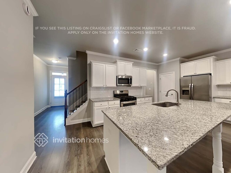 Building Photo - 876 Sweet Rosalie Ct