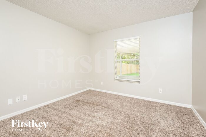 Building Photo - 6363 Brack St