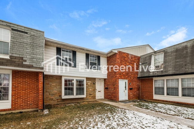 Building Photo - 7552 Mt Whitney