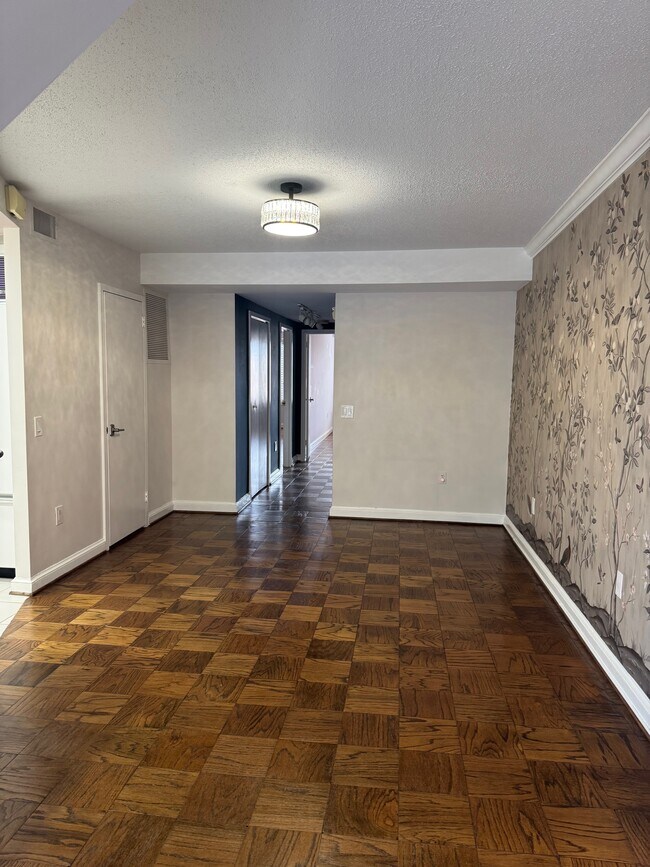 Building Photo - 3101 New Mexico Ave NW