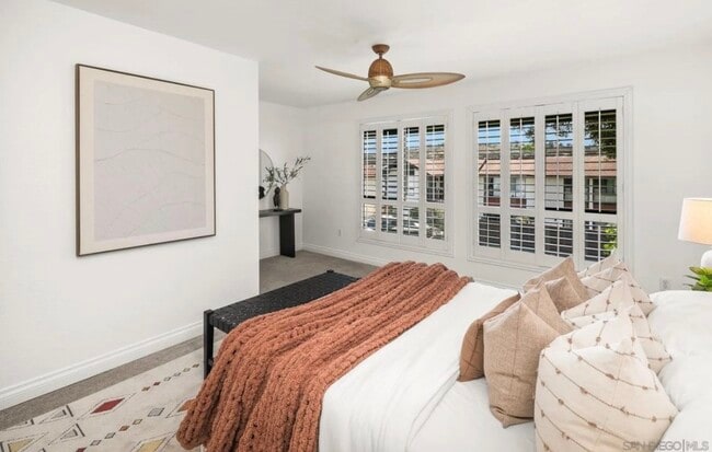 Building Photo - 2464 Caminito Ocean Cove