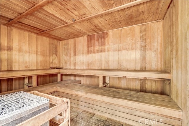 Building Photo - 411 W Seaside Way