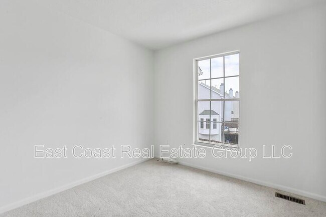 Building Photo - 5257 Earles Ct