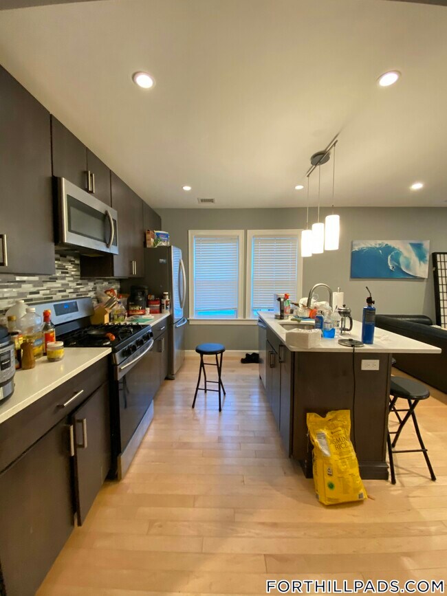 Building Photo - 31-33 Thornton St.