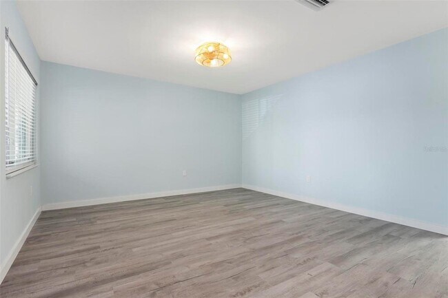 Building Photo - 1258 Barbara Dr