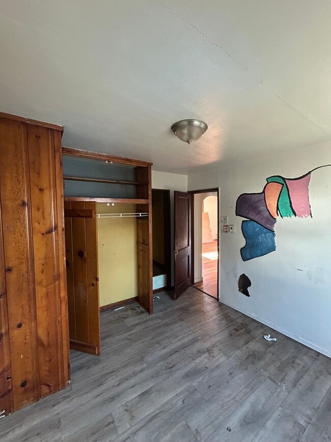 Building Photo - 5443 Rosemont Ave