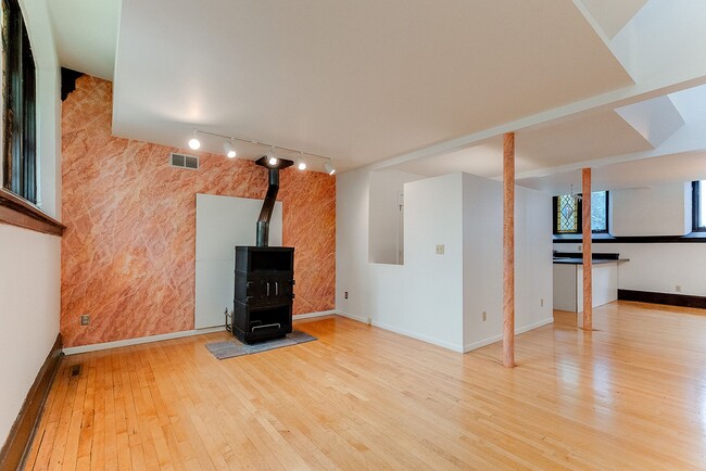 Building Photo - 2 Bed | 1.5 Bath | Converted Church Condo in the heart of Selby/Dale neighborhood