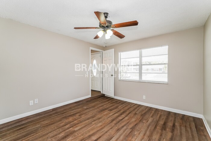 Building Photo - 8509 Portulaca Ave