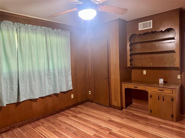 Building Photo - 831 Booth Dr