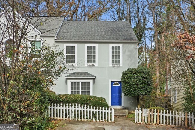 Building Photo - 1015 Plantation Way