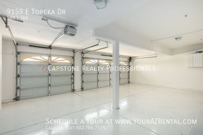 Building Photo - 9159 E Topeka Dr