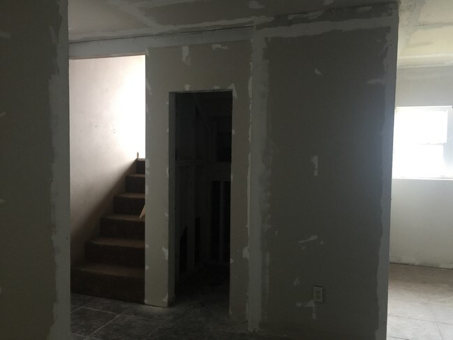 Building Photo - 2175 Maple Acres Rd