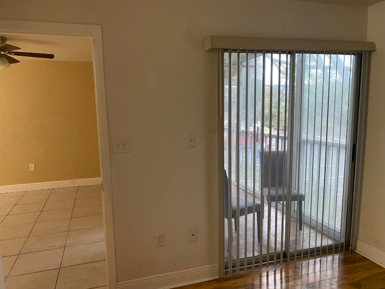 Building Photo - 8071 Country Rd