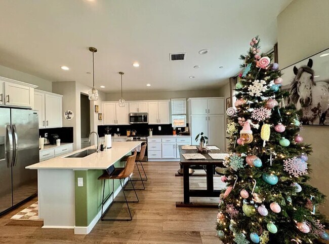 Building Photo - 609 Josephine Ave