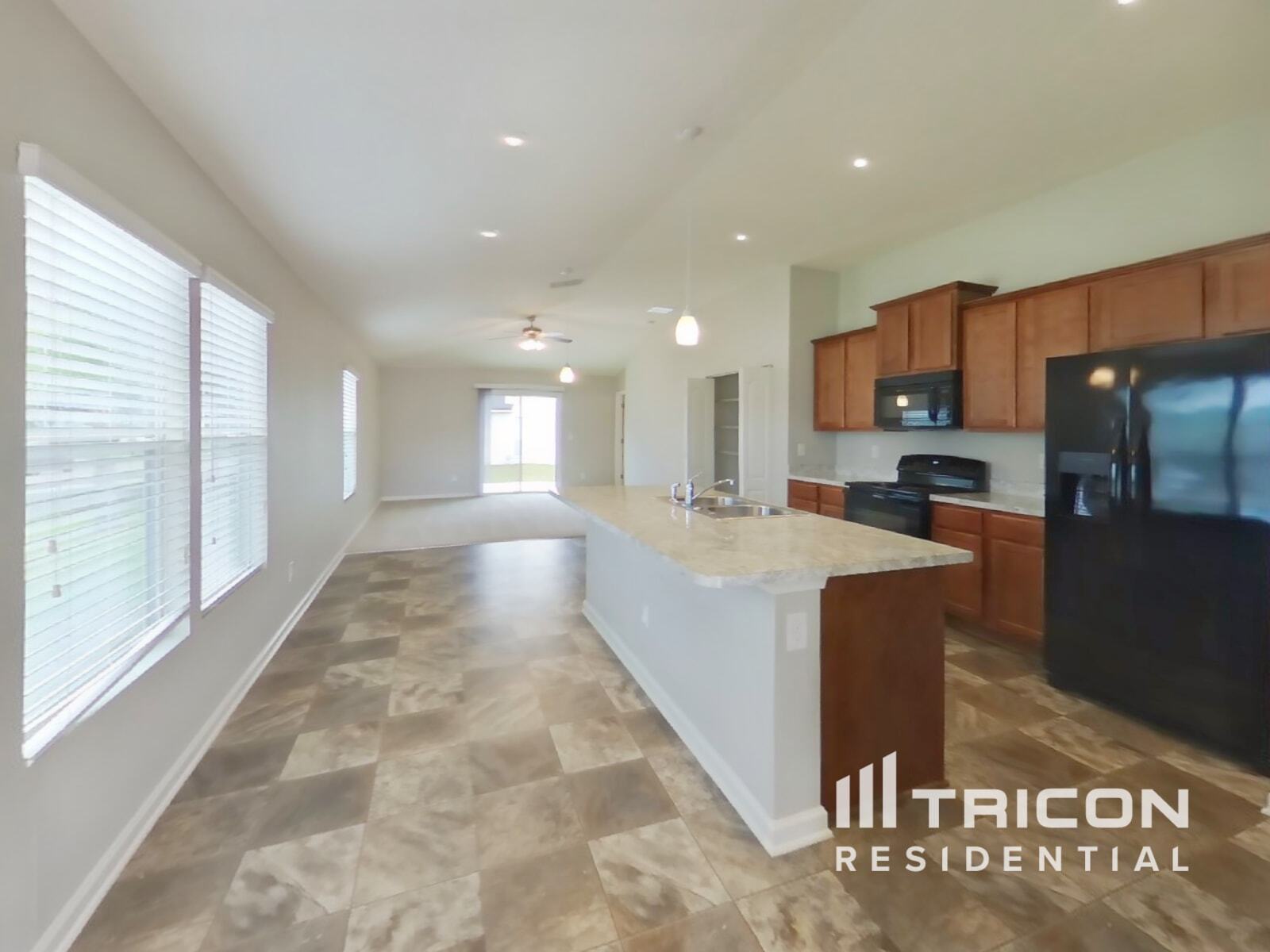 Building Photo - 8675 Julia Marie Cir