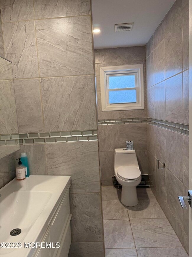 Building Photo - 222 Elberon Blvd