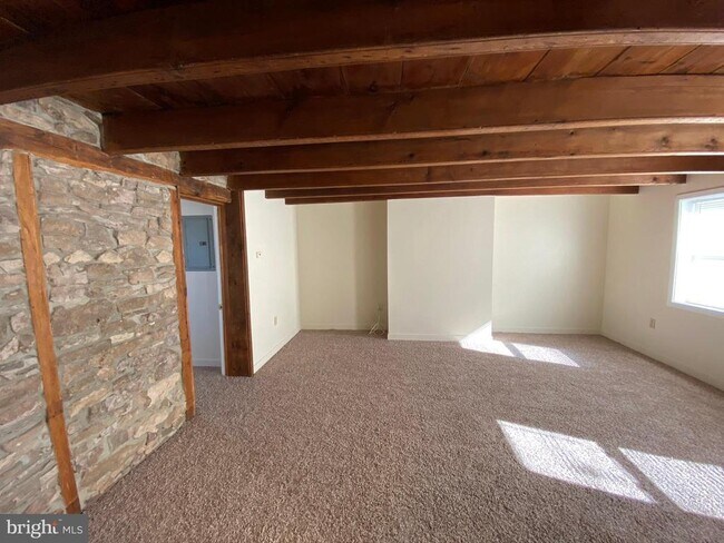 Building Photo - 4295 Point Pleasant Pike
