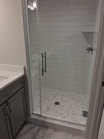 Building Photo - 5158 Ridgeview Retreat Dr