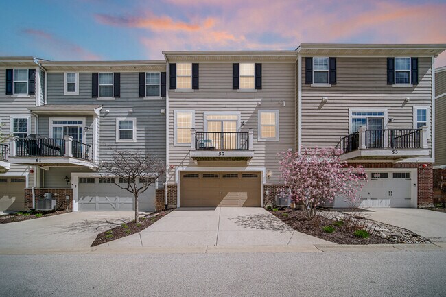 Building Photo - 57 Margaret Dr