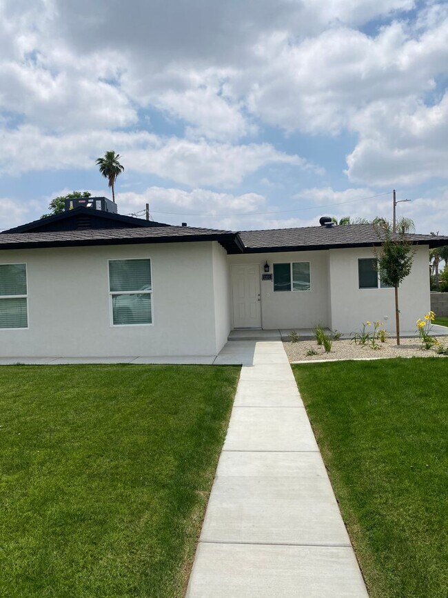 Building Photo - Newly Constructed 3 Bedroom 1 Bath Home