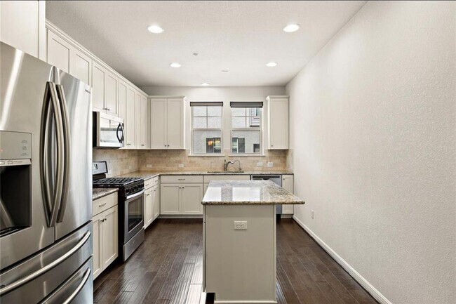 Building Photo - 7220 Wyoming Springs Dr