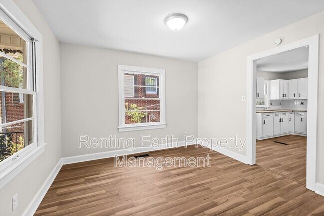 Building Photo - 3113 Pike Rd