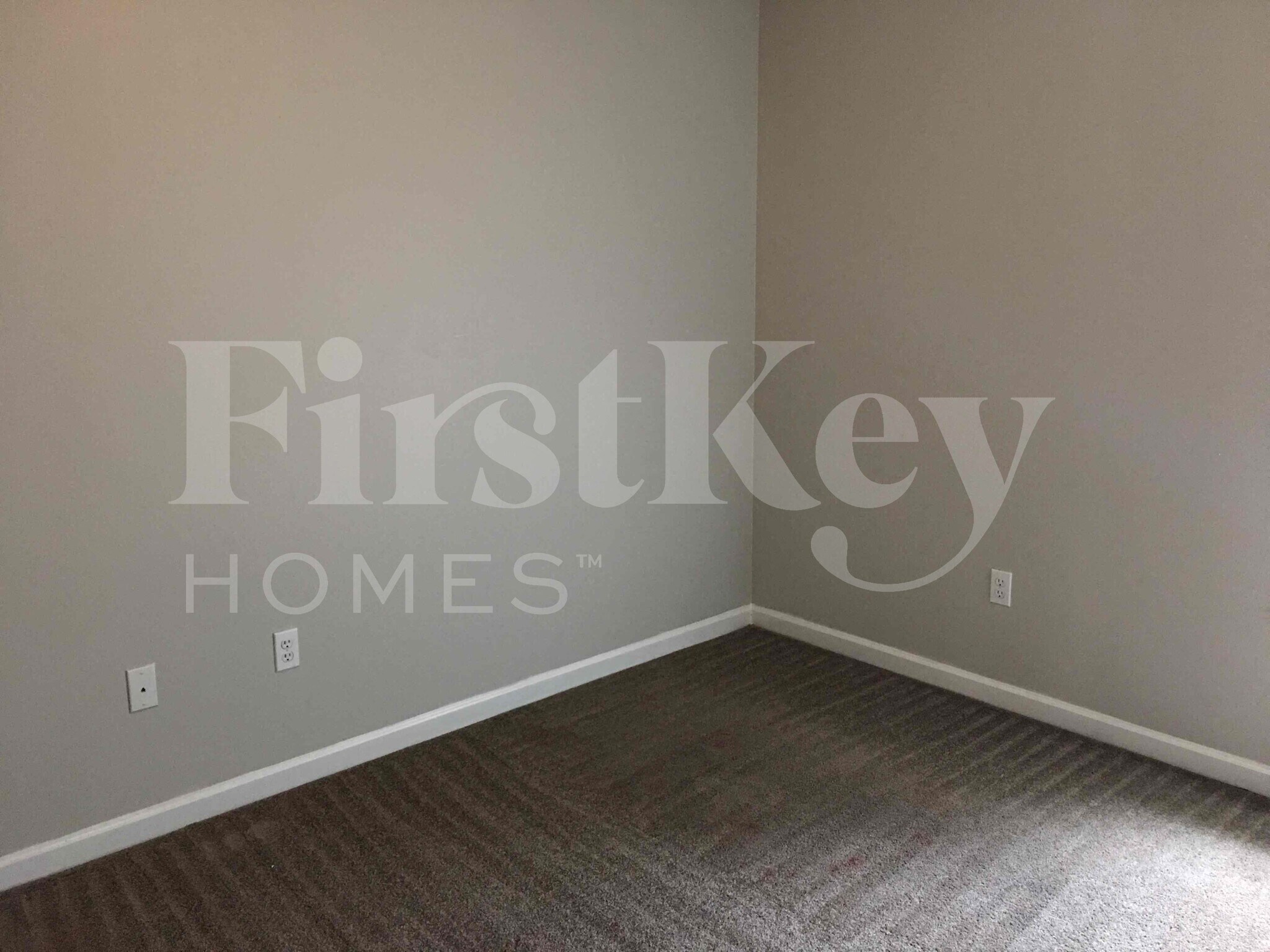 Building Photo - 7601 Broken Hickory Dr