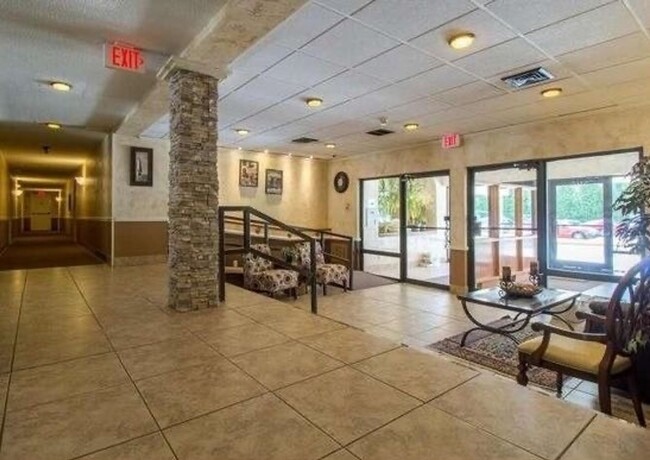 Building Photo - Towers of Valley Run - 1 Bedroom Condo in ...