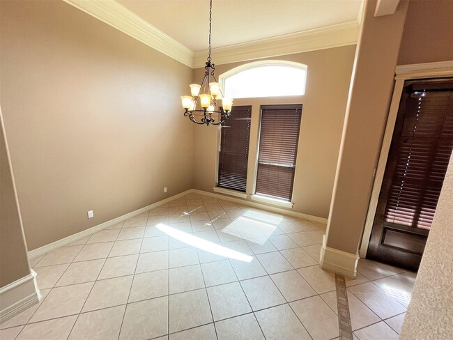 Building Photo - 3699 Canyon Ln