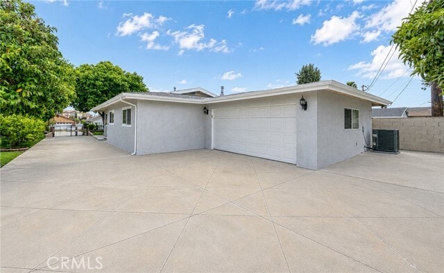 Building Photo - 4361 Los Serranos Blvd