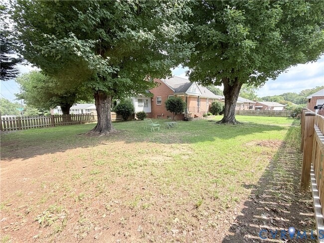 Building Photo - 6255 Debora Dr