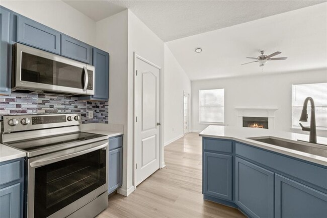 Building Photo - 18006 Villa Creek Dr