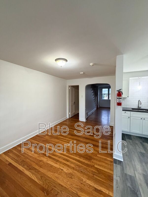 Building Photo - 314 Spruce St
